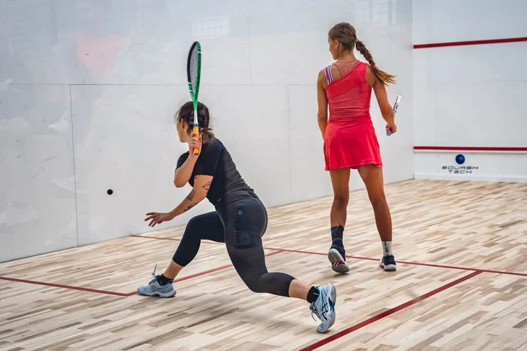 Rakieta do squasha: Jak wybrać idealną dla Twojego stylu gry?